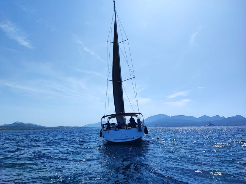 Dufour Yachts EX Albus
