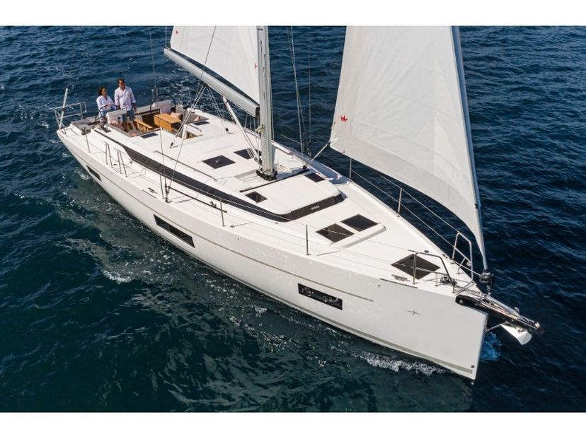 Bavaria Yachtbau 45 Lego
