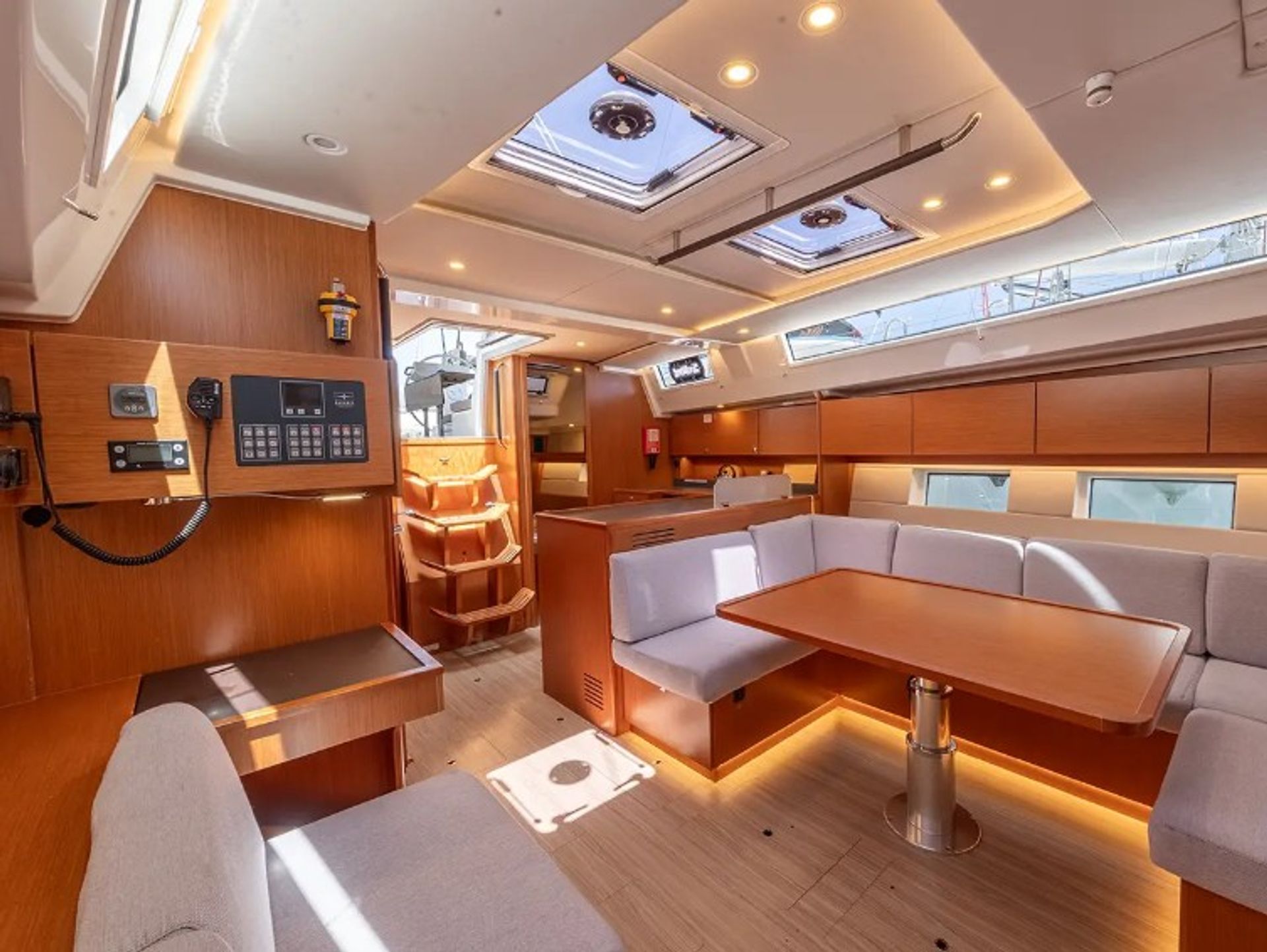13412671747302193_Lego_Interior_image.jpg