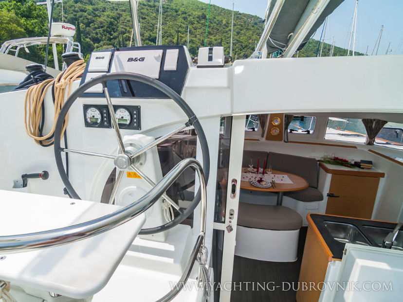 Lagoon 38 Gratia