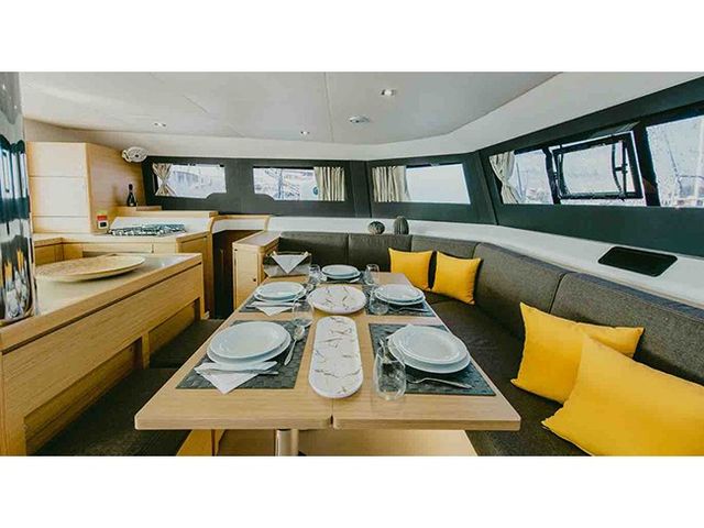 Dufour Yachts AMARA Hawaii 5-0 - Skippered