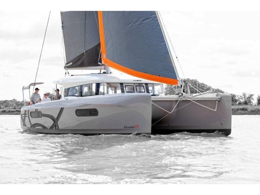 Excess Catamarans EX SPEARHEAD