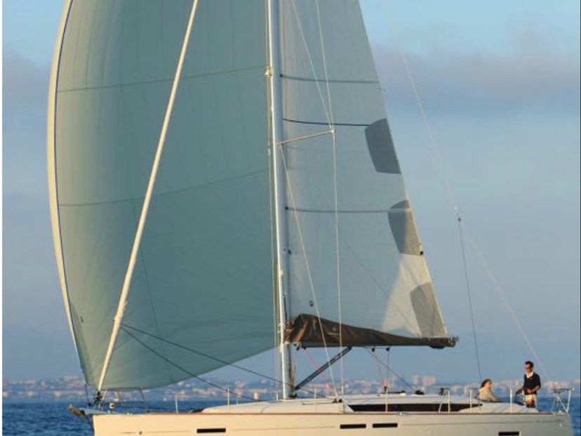 Jeanneau 49 Pietra di Luna - Standard line
