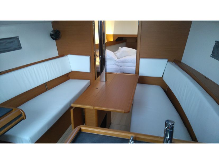 Jeanneau 49 MINI