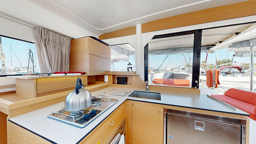 Excess Catamarans EX ALIA
