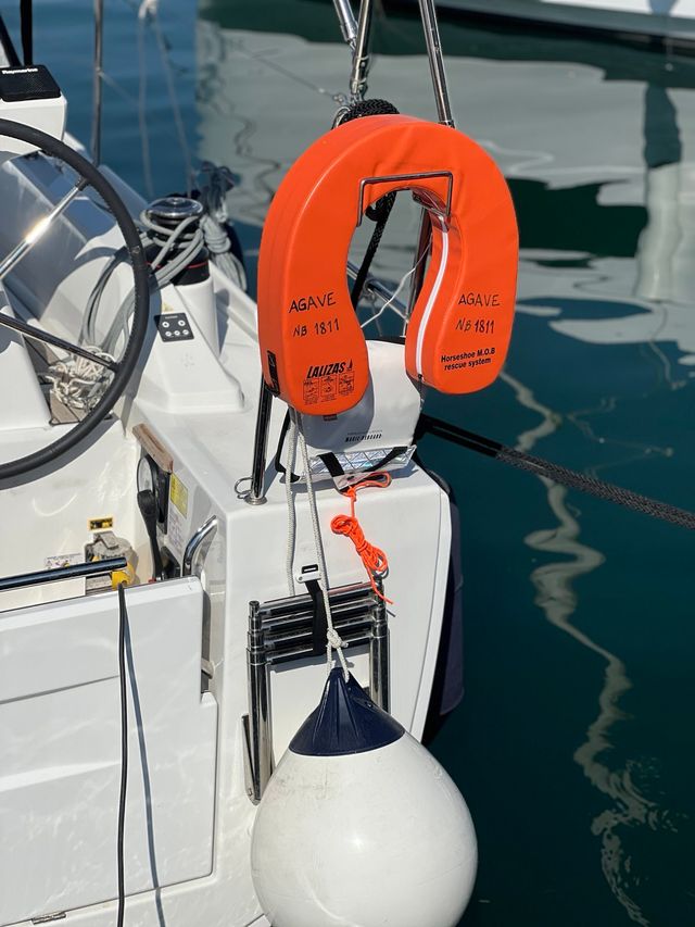 Beneteau OCEANIS 30.1 Agavi