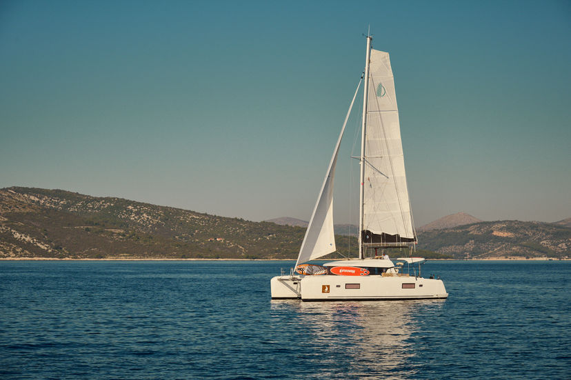Lagoon 42 JASMINE 1