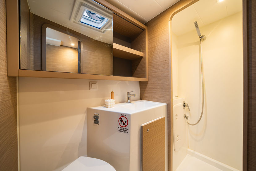 Lagoon 42 CELENA V