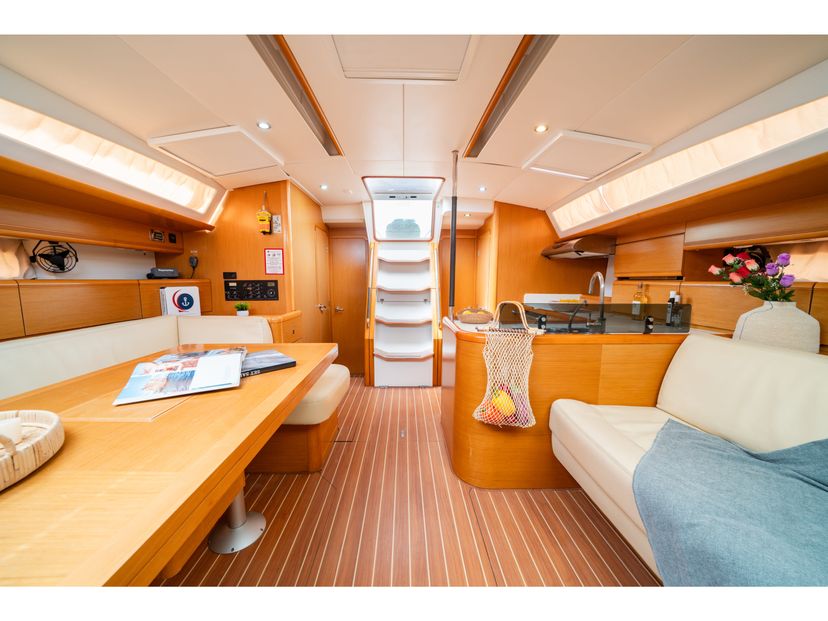 Jeanneau 53 REGINA V