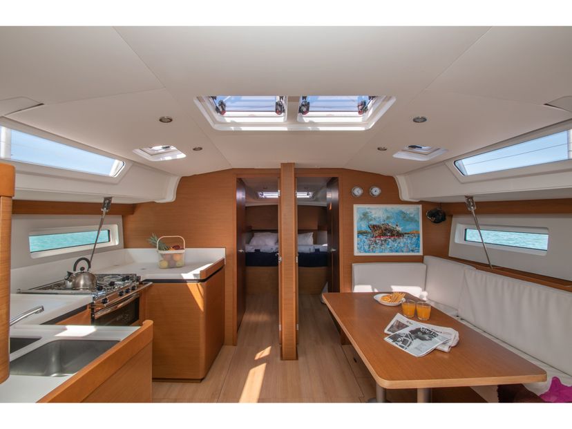 Jeanneau 49 KNOT