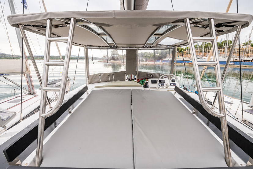 Bali Catamarans 4.2 Rubaiyat