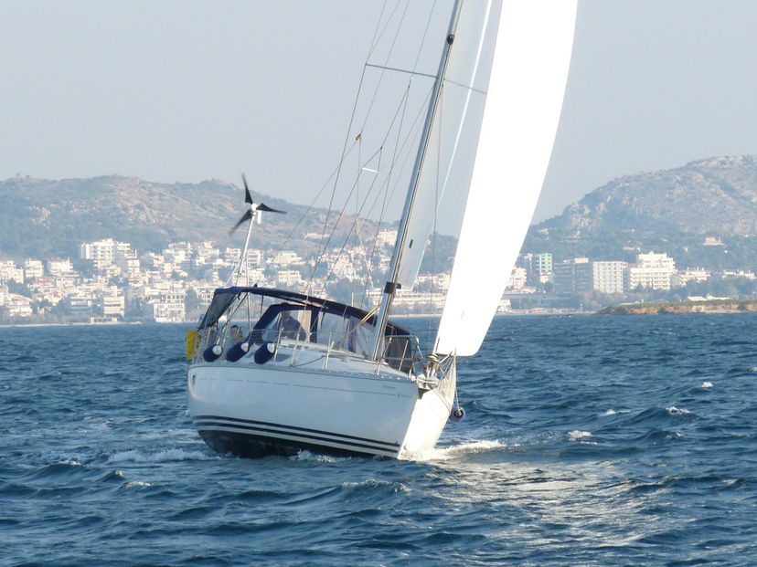 Jeanneau 36 Pythagoras (electric head, wind generator)