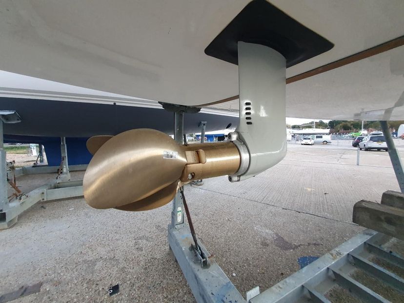 Bavaria Yachtbau C42 ERMIS