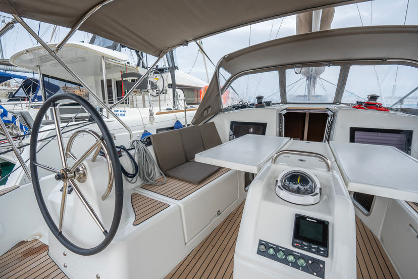 Jeanneau 410 DELLA GRAZIA