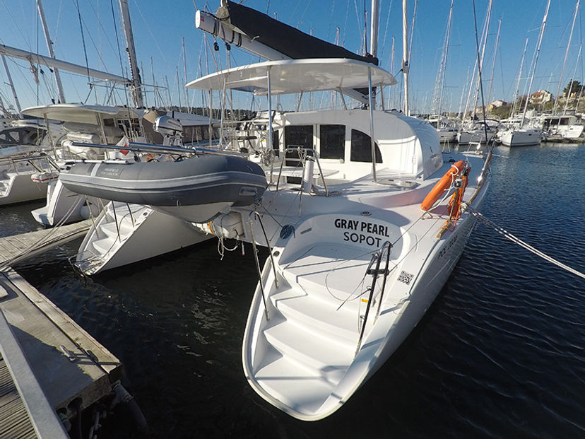 Lagoon 38 Grey pearl