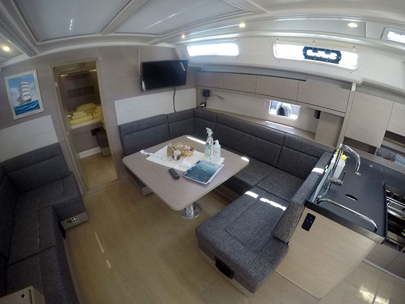 Hanse Yachts 45 Podatok Too