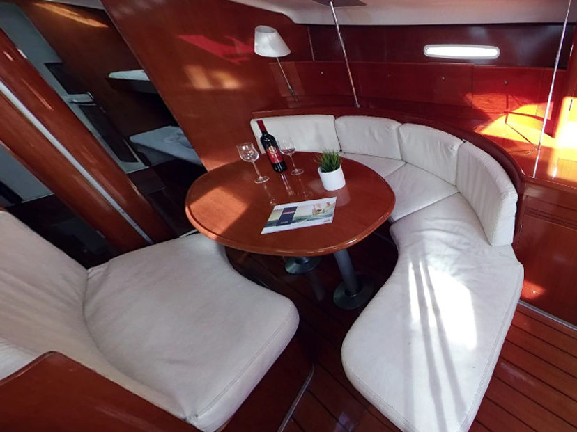Beneteau FIRST 47.7 FIRST CLASS II