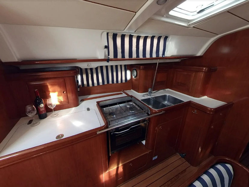 Beneteau OCEANIS 411 HYPO