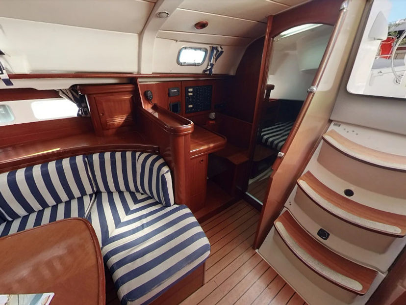Beneteau OCEANIS 411 HYPO