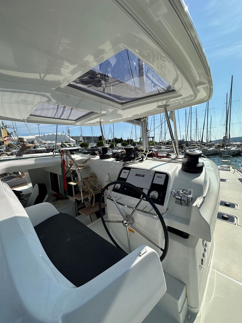 Lagoon 45 NOMADE