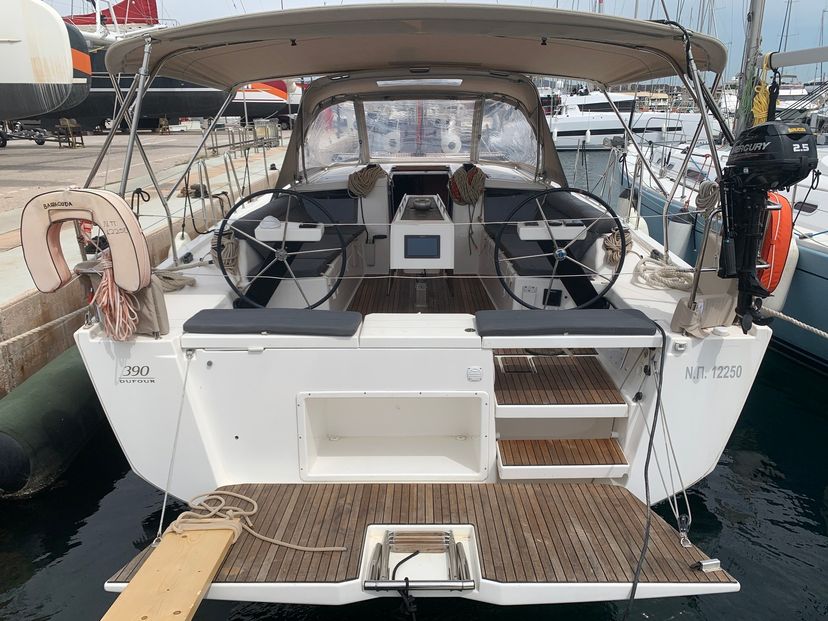 Dufour Yachts GRAND Barracuda