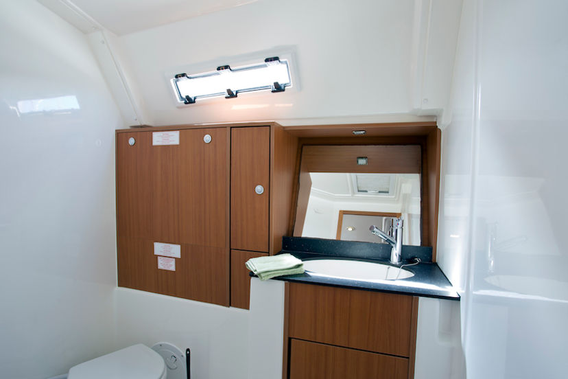 Bavaria Yachtbau 41 CRUISER Astros