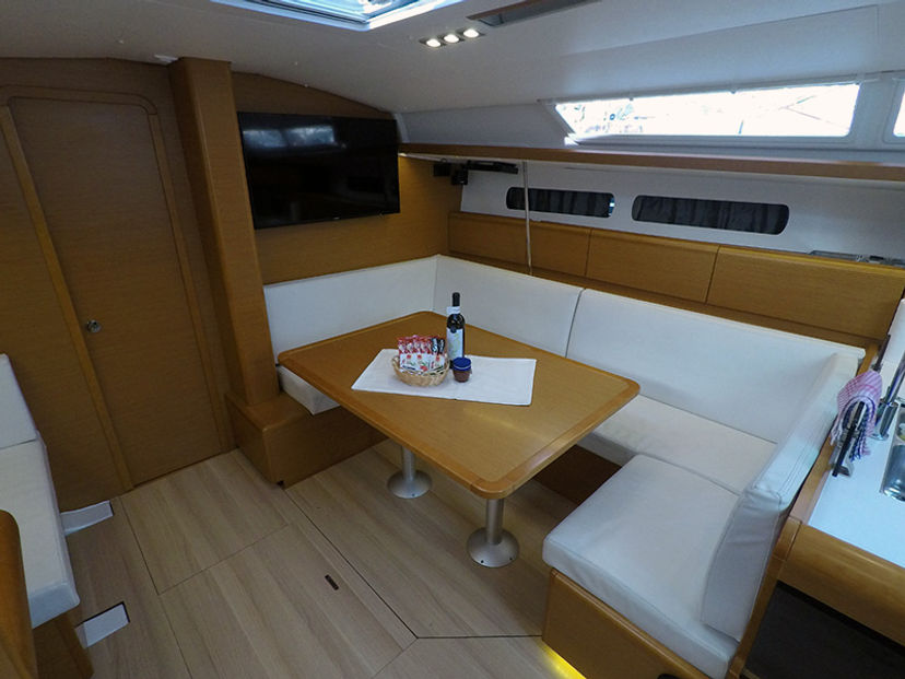 Jeanneau 49 Elissa