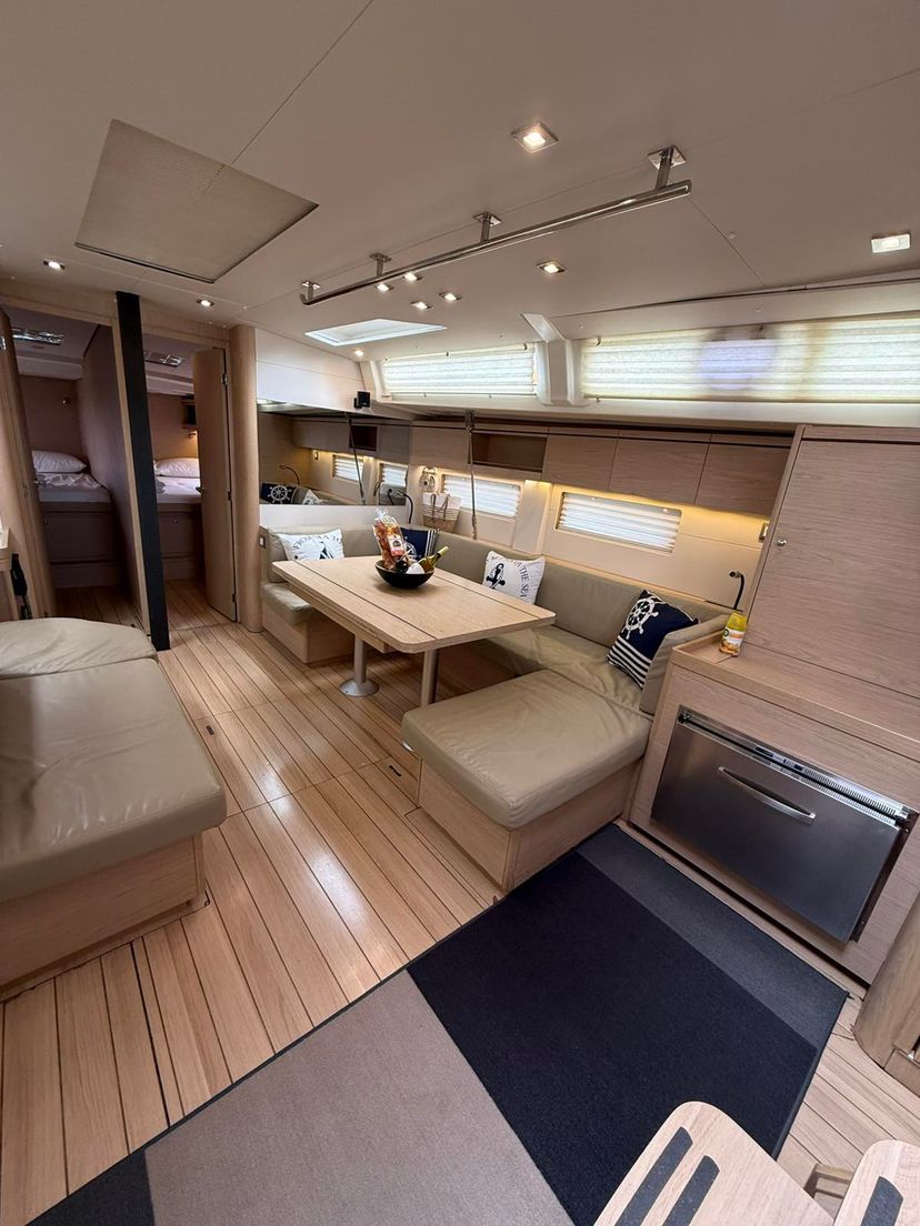 Beneteau OCEANIS 51.1 MYRDIA