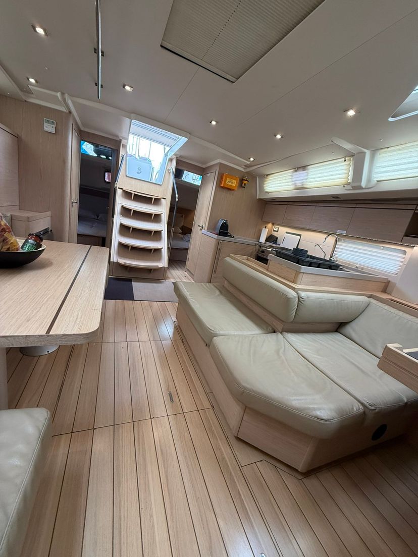 Beneteau OCEANIS 51.1 MYRDIA