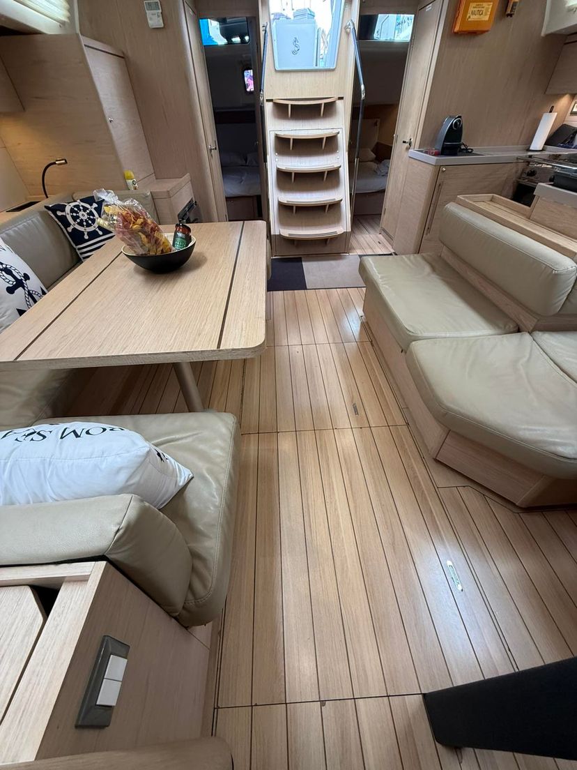 Beneteau OCEANIS 51.1 MYRDIA