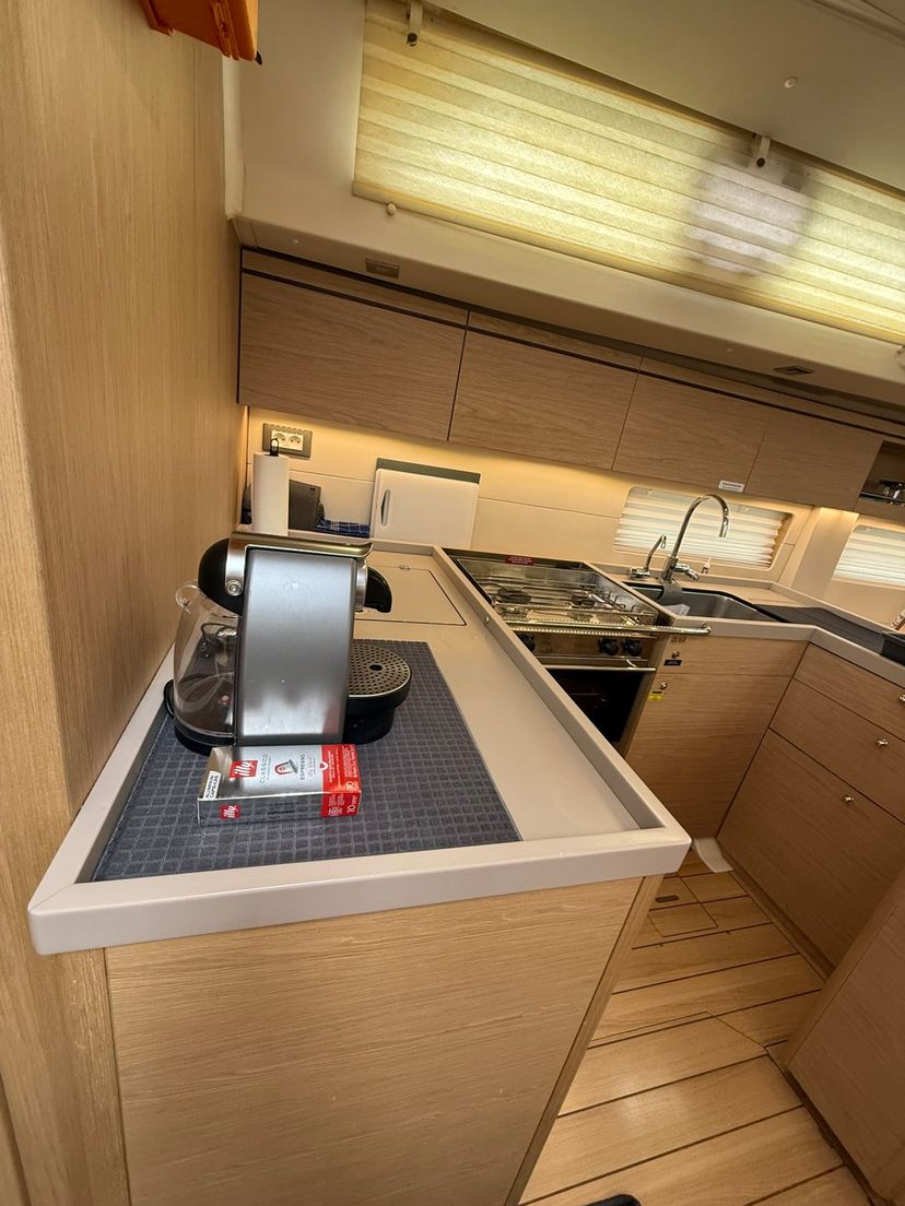 Beneteau OCEANIS 51.1 MYRDIA