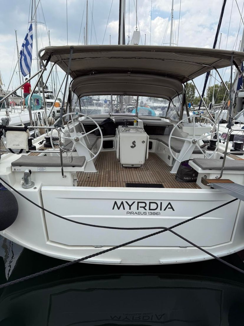Beneteau OCEANIS 51.1 MYRDIA