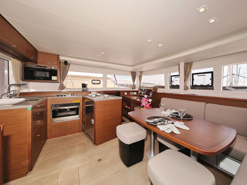 Lagoon 45 PARADISE