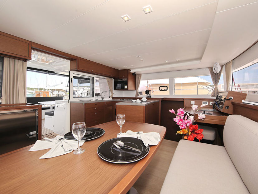 Lagoon 45 PARADISE