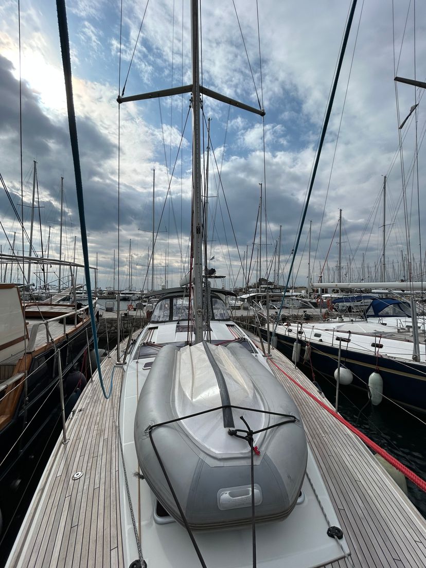Jeanneau 57 Messenger