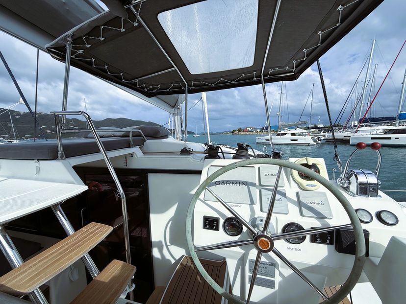 Fountaine Pajot 47 Parrot Ice