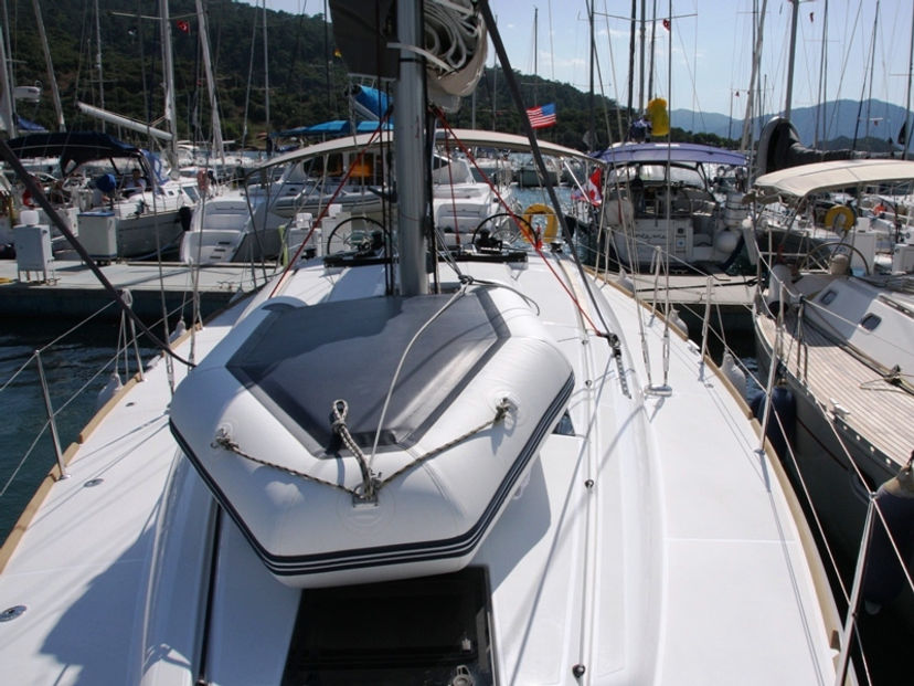 Jeanneau 43 Code