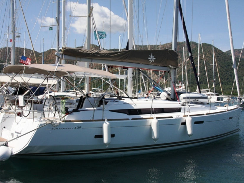 Jeanneau 43 Code