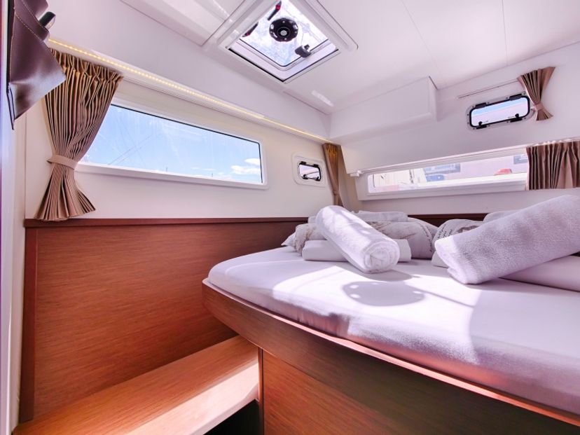 Lagoon 42 SEA VOYAGER 