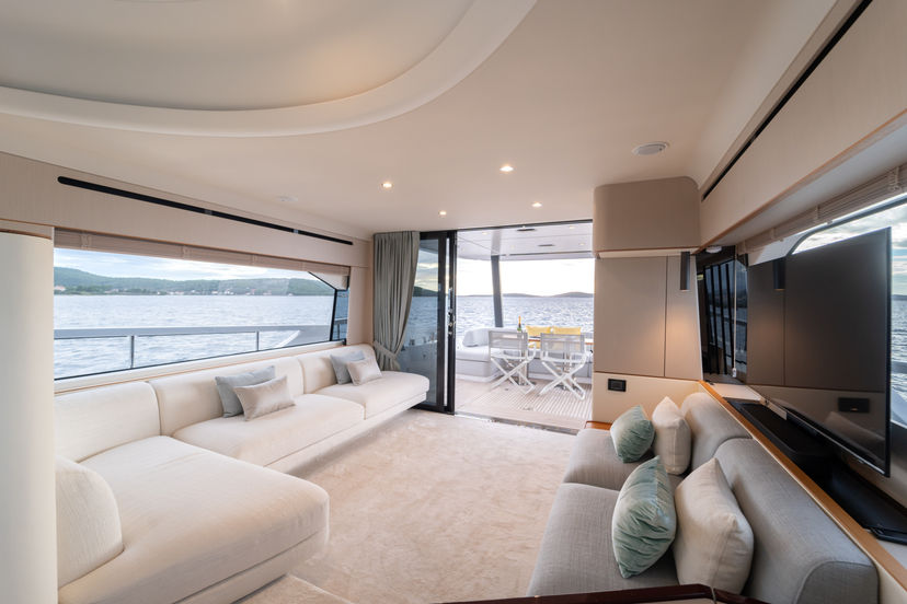 Azimut 68 DONNA