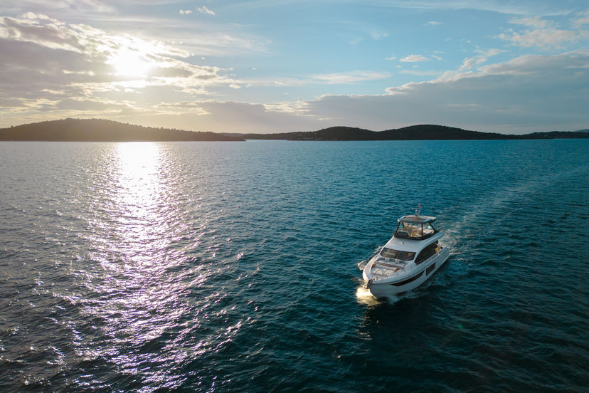 Azimut 68 DONNA