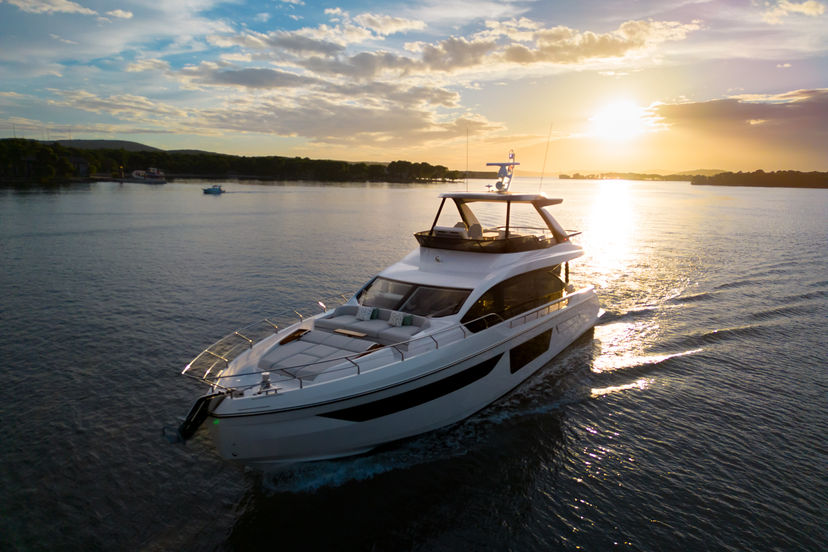 Azimut 68 DONNA