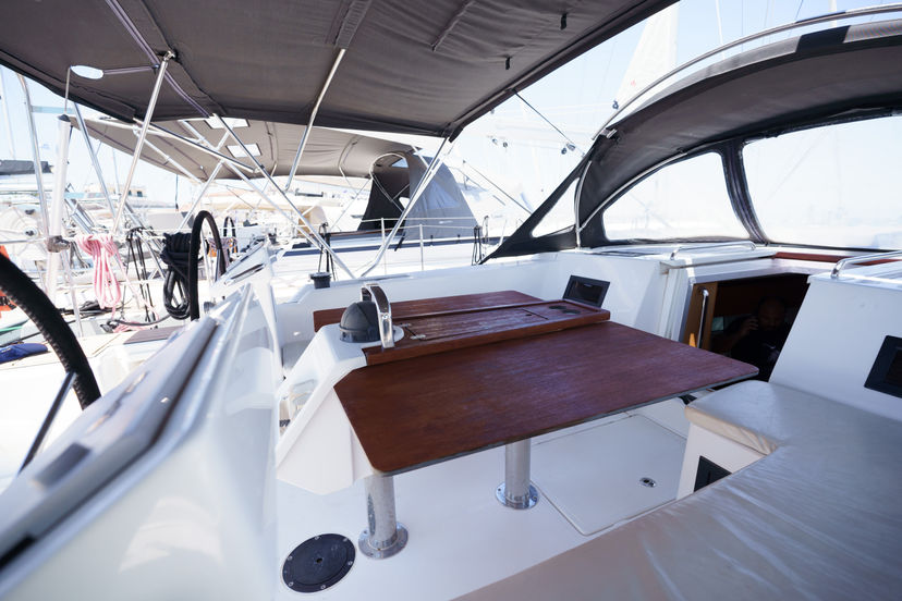 Bavaria Yachtbau 45 Lego