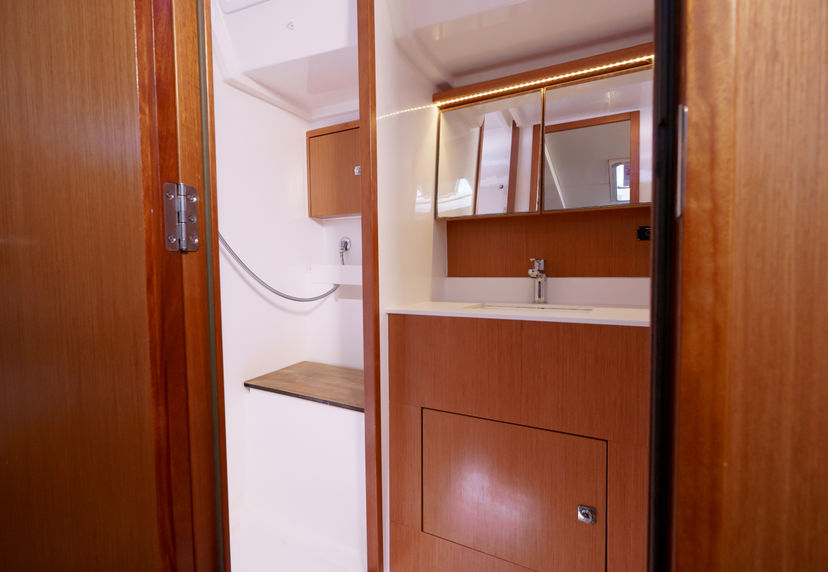 Bavaria Yachtbau 45 Lego