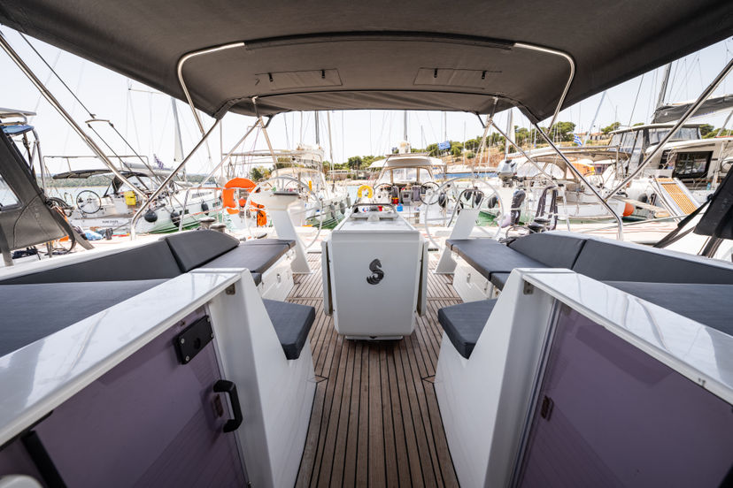 Beneteau OCEANIS 51.1 Enjoy