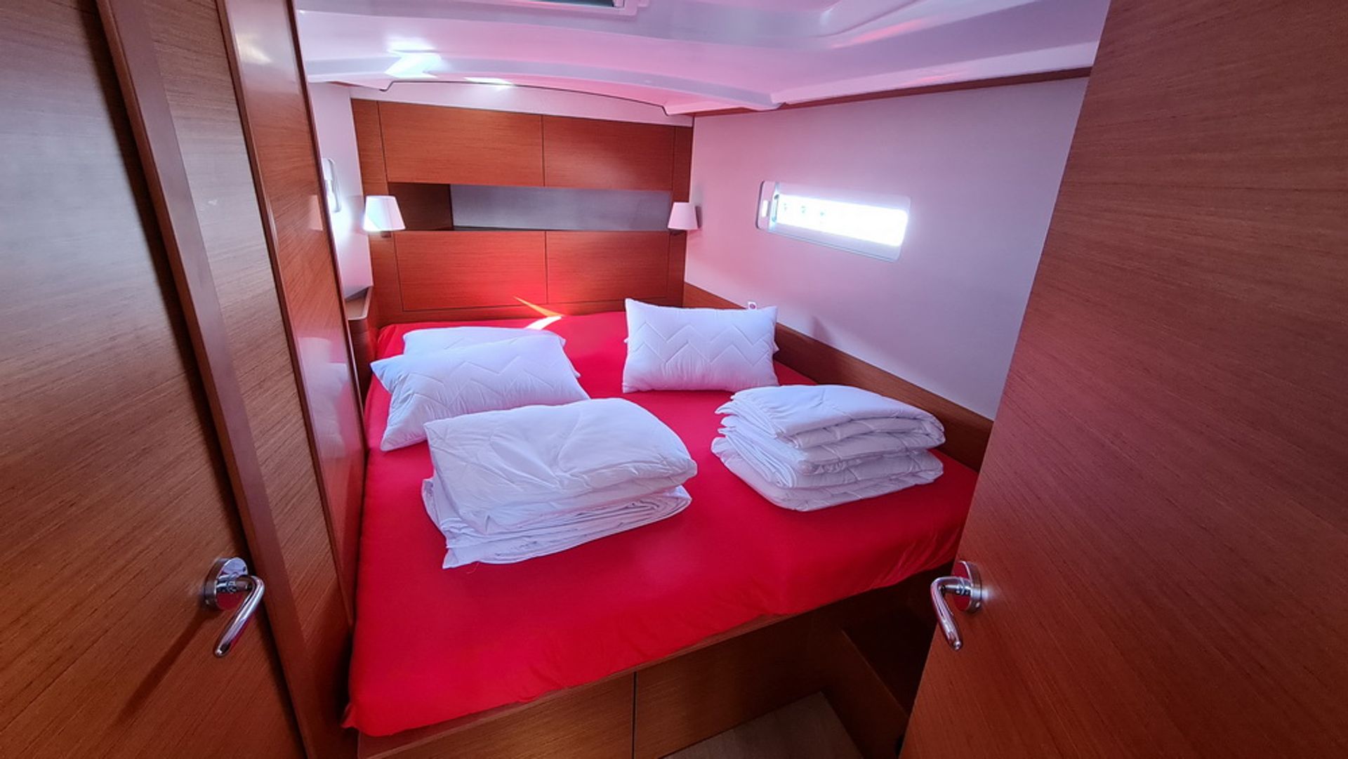 16771081380900220_Sun_Odyssey_410_Rosso_Bianco_Yacht_Charter_Kroatien_von_Trend_Travel_Yachting_16.jpg