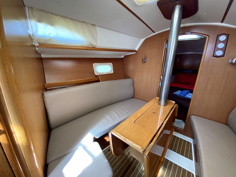 Jeanneau 32 Zarif