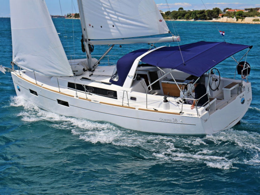 Beneteau 38 FEDE