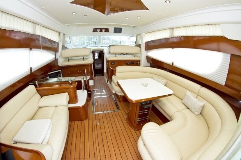 Prestige 46 Cobalt Blu