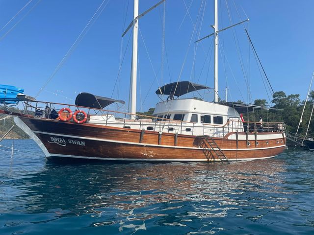 Royal Swan Gulet